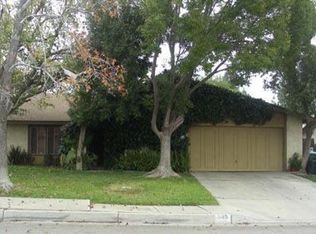 545 N Chestnut Ave, Rialto, CA 92376