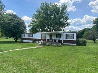 112 Mini Ball Ln, Appomattox, VA 24522