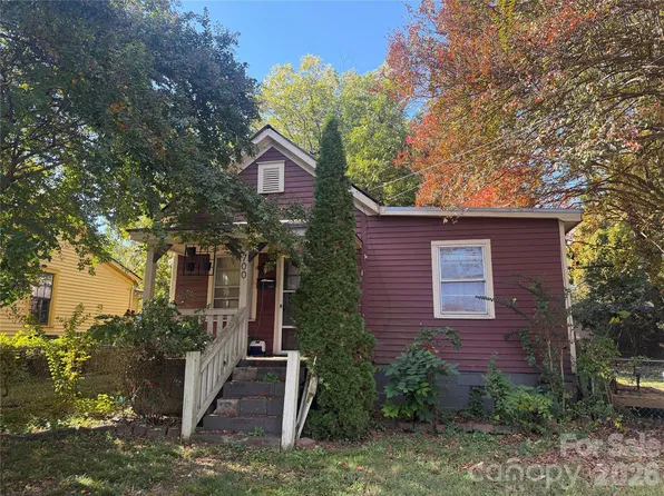 700 E 37th St, Charlotte, NC 28205