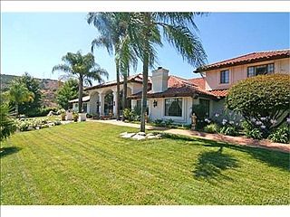 1st image of 223 Independence Dr