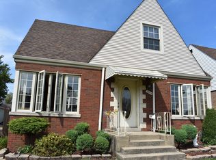 7344 W 56th Pl, Summit, IL 60501