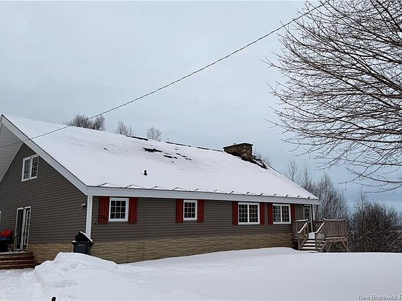 2nd image of 716 Golf St