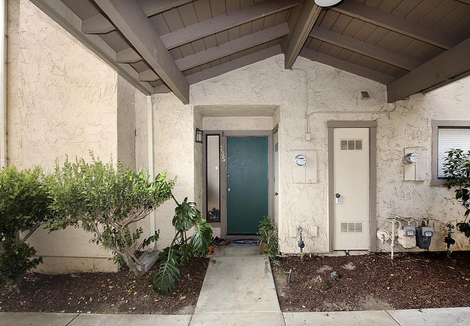1st image of 135 Torrey Pine Ter