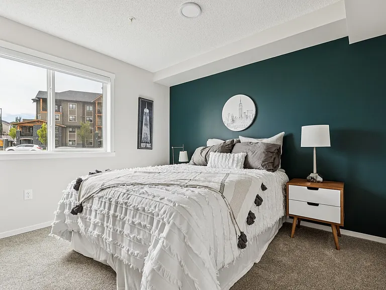 388 Silverton Glen Grn SW — Photo 13