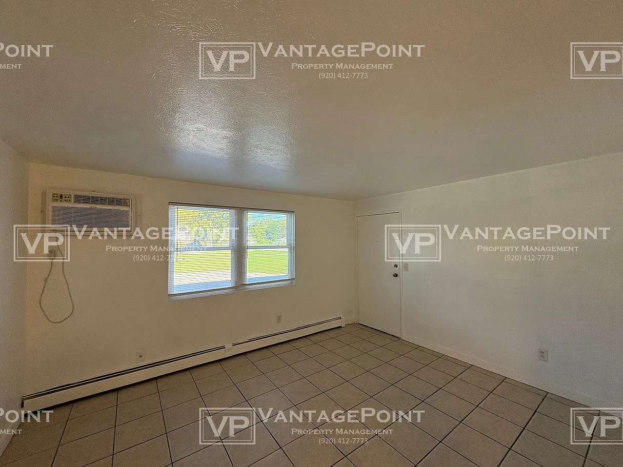 2208 Imperial Ln — Photo 4