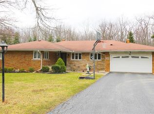 5118 Dana Dr, Lewiston, NY 14092