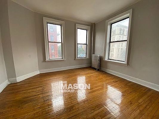 4th image of 477 W 144th St APT 31