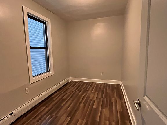 5th image of 104 Belmont Ave #2R