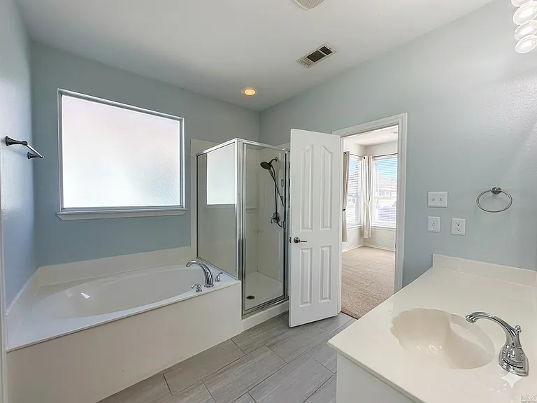 5108 Keating St — Photo 9