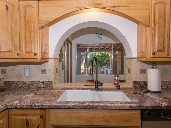 5th image of 1351 N Calle Gardenias