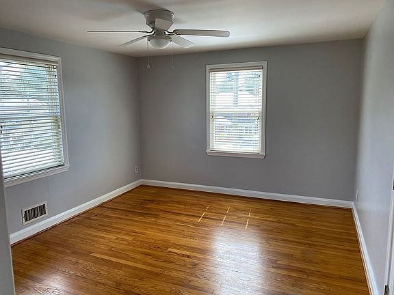 5th image of 572 Edmondson Ave