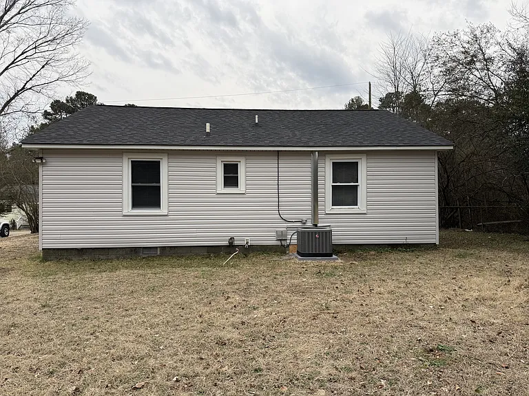 2718 Newsome St — Photo 16