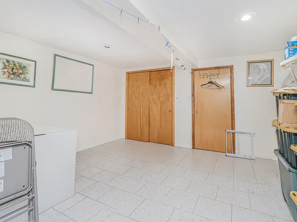 6221 23rd Avenue image 35 of 41