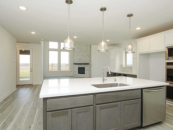 3rd image of 24022 Thornbird Cliff Way