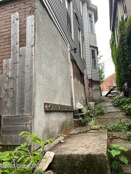 2nd image of 102 Oakwood Avenue