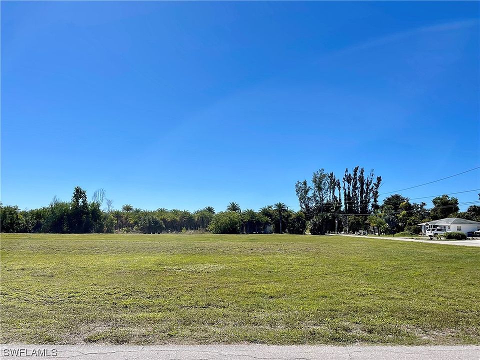 1st image of 7675 Barrancas Ave