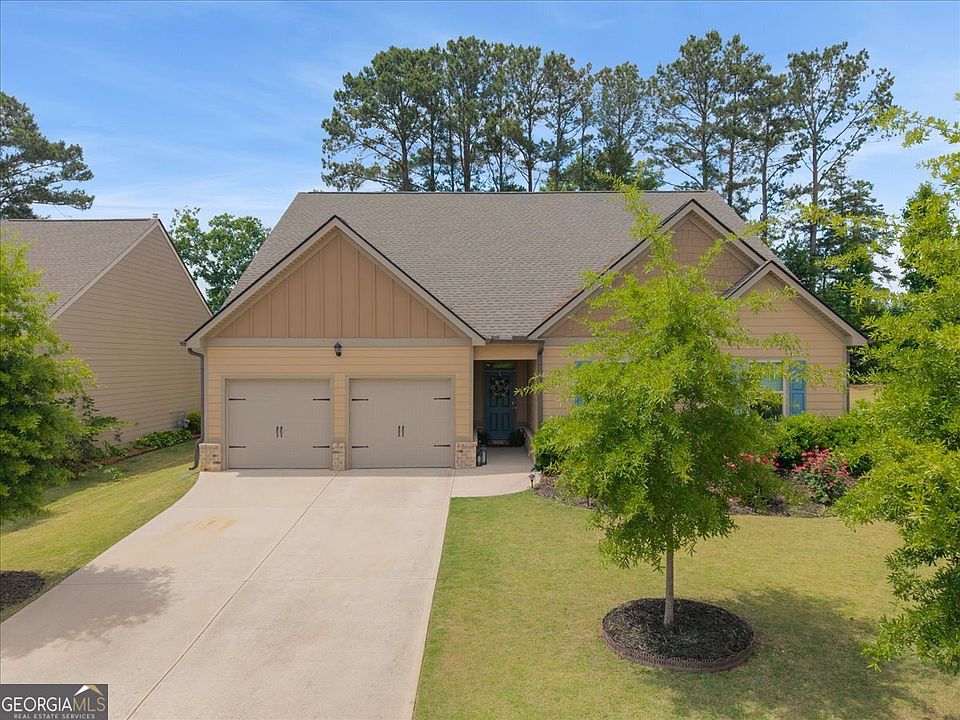 1st image of 1039 Creekwood Cir