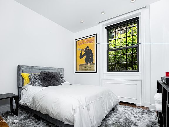 5th image of 2420 Broadway #1A