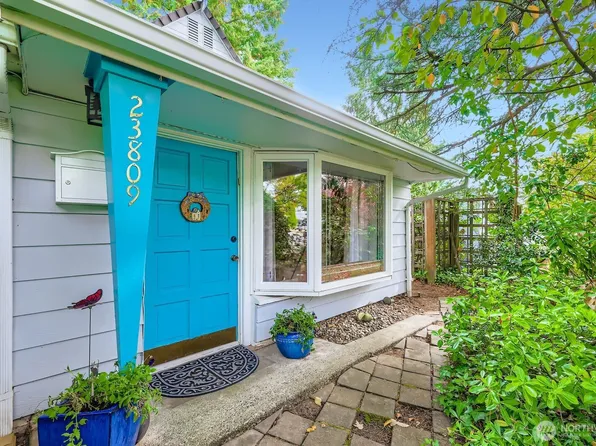 23809 60th Avenue W, Mountlake Terrace, WA 98043