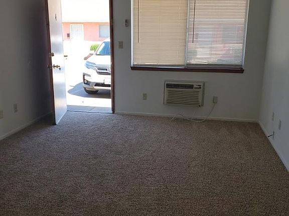 5th image of 6105 44th St #4
