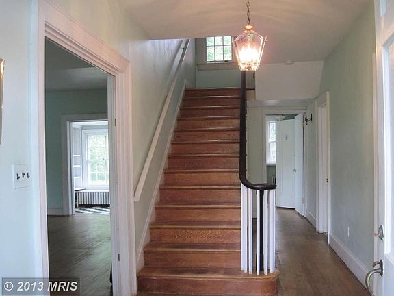 5th image of 3705 Woodbine St