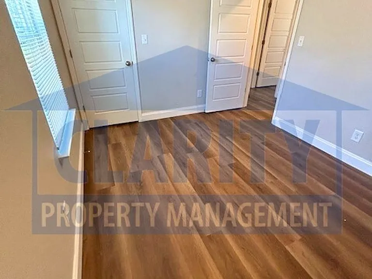615 Linda Dr SE — Photo 13