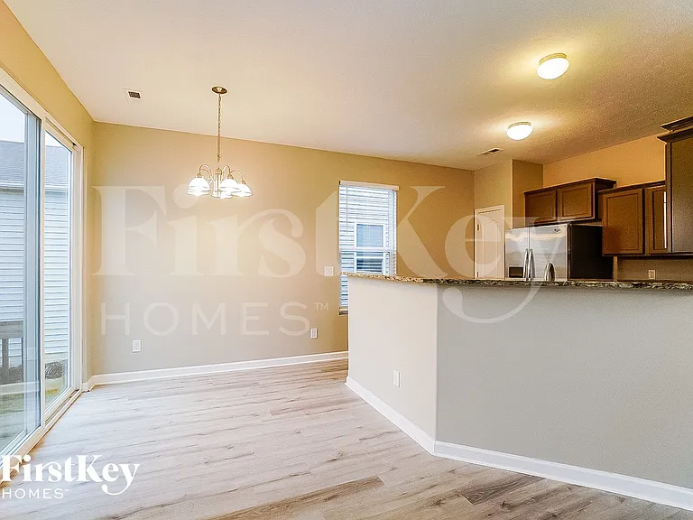 5679 Battle Creek Way — Photo 5