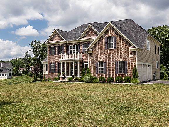 11040HuntersViewRoad002_08072017