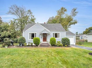 87 Clinton Ave, Hillsdale, NJ 07642