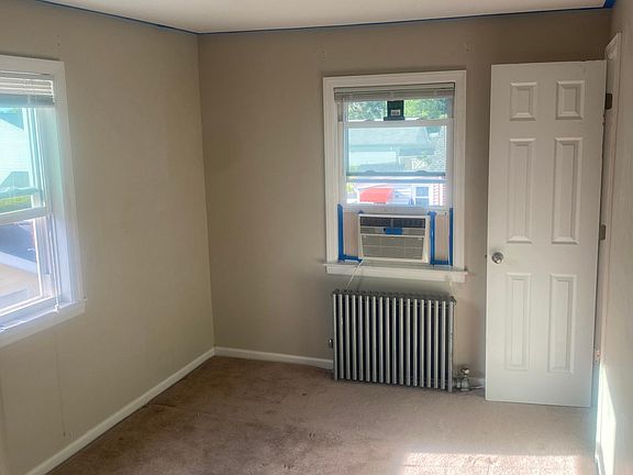 3rd image of 32 Nostrand Ave