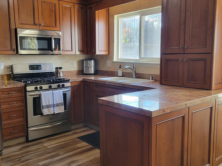 2121 Avenida De Las Alturas — Photo 11