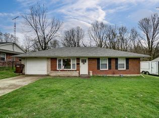 1116 Cedarview Dr, Springfield, OH 45503