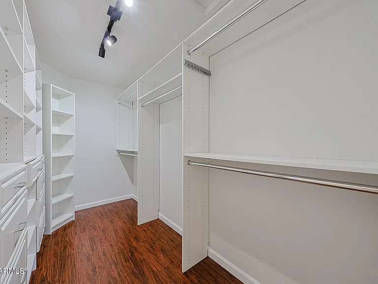 8747 W Adam Ave — Photo 27