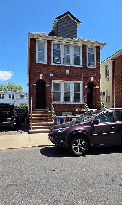 1st image of 1753 W 1st St