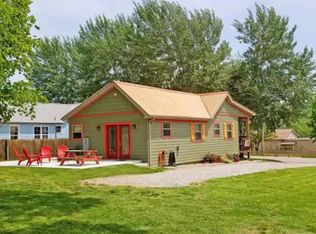 107 Combs Ave, Cotter, AR 72626