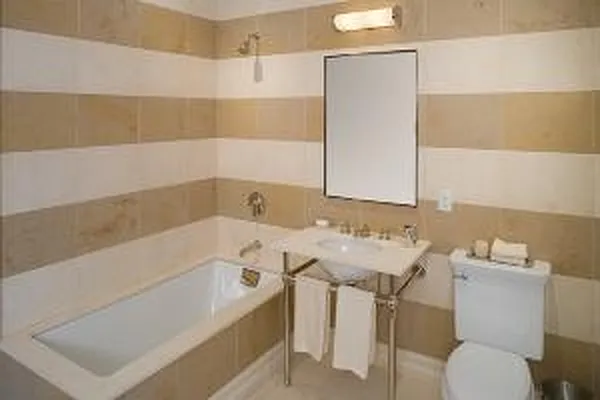 Sold by Corcoran | media 23