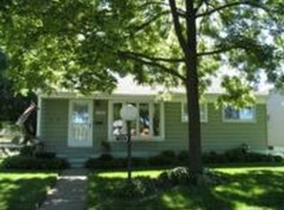 1048 Gilman St, Garden City, MI 48135