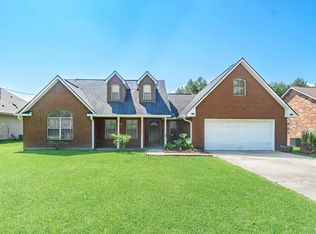 31144 Linder Rd, Denham Springs, LA 70726