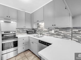 406 W Regent St APT 8, Inglewood, CA 90301