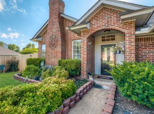 709 Firelane Rd, Edmond, OK 73003