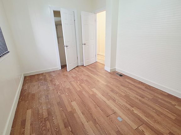 4th image of 137 Bostwick Ave #1A
