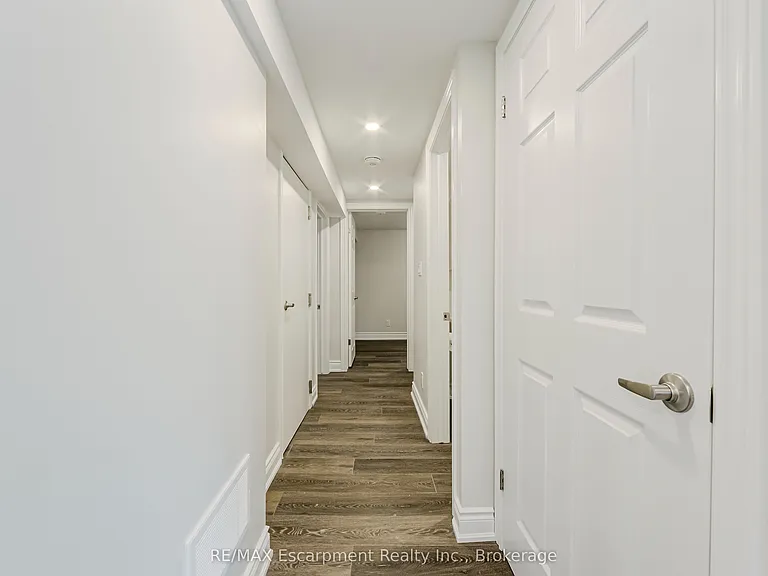 325 E 32nd St #2 — Photo 13