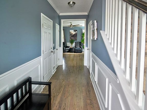 4th image of 2800 Poplar Grove Pl