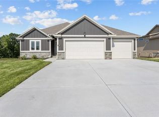 Coventry Plan, Chapel Ridge, Parkville, MO 64152