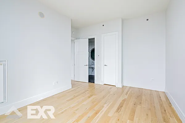 Rented by The KCI Group | media 21