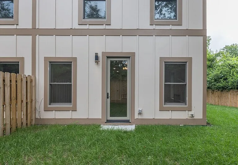 271 Garry Dr #A — Photo 31