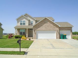 721 Merrifields Dr, O'Fallon, IL 62269