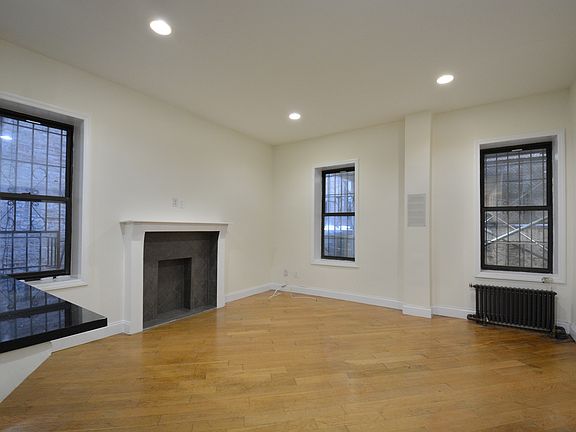3rd image of 530 W 123rd St APT 3