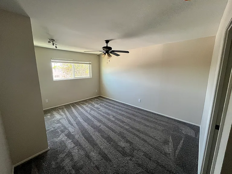 1508 E Coronado Dr — Photo 9