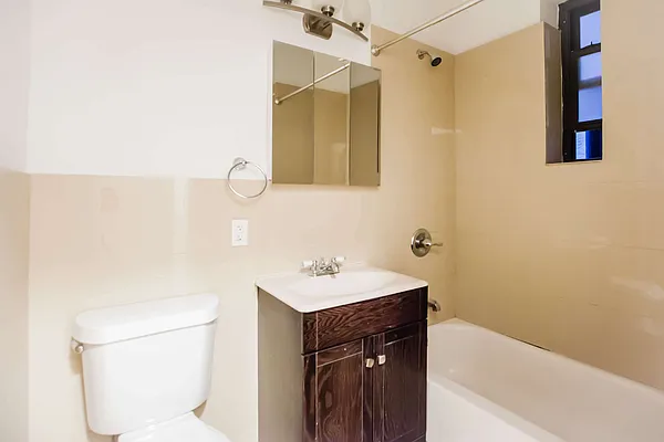 Rented by Gatsby Enterprises, LLC | media 17